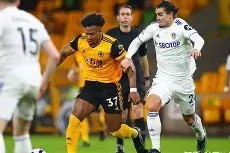 米6体育APP-包含狼队主场战平，保级艰难局面依旧的词条