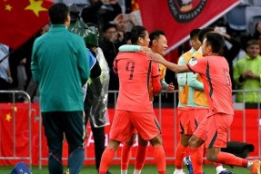 米6体育-国际足球舞台上的引人注目比赛情报！(国际足球舞台上的引人注目比赛情报是什么)