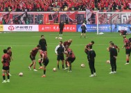 米6体育APP-关于足球比赛赛场紧张刺激，球员表现让人惊艳的信息