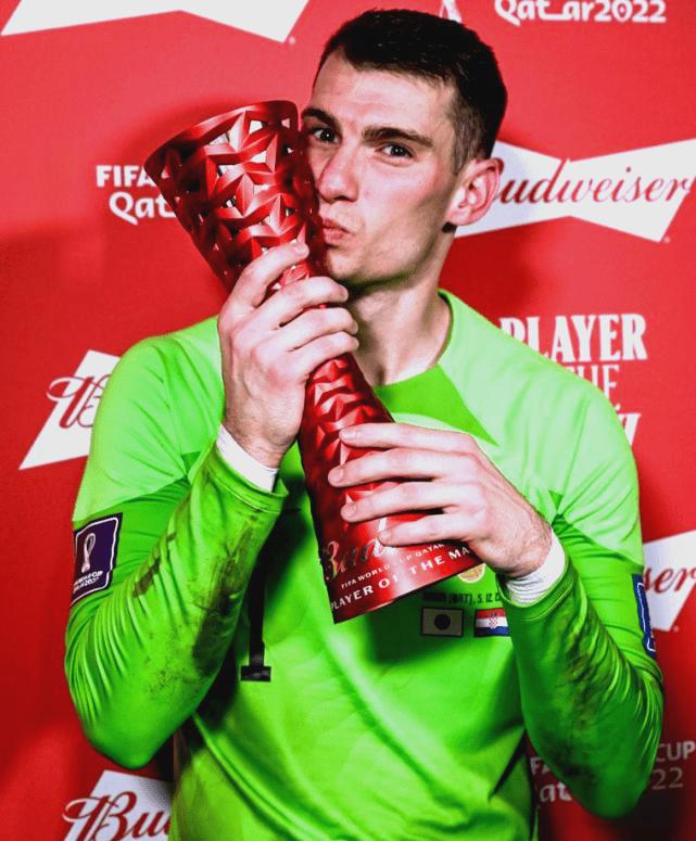 克罗地亚选手在比赛中演绎逆转世界杯 克罗地亚选手在比赛中演绎逆转世界杯